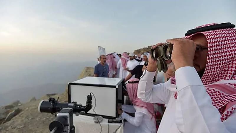 العصيمي : الأجواء ستكون مناسبة لرؤية هلال شوال السبت القادم