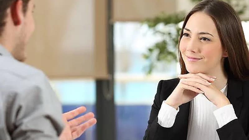 الفوزان: الإنصات فن بسيط لو استخدمته ستتحسن علاقتك مع المقربين.. فيديو