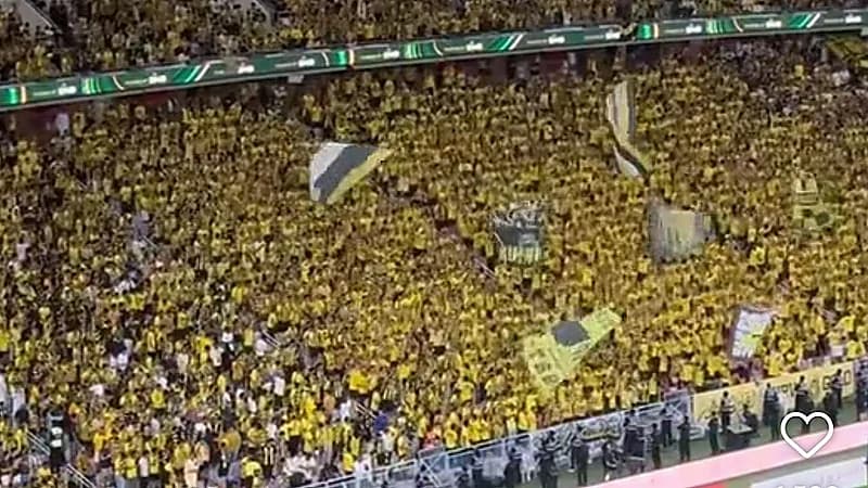 جماهير الاتحاد تهتف بإسم ولي العهد..فيديو