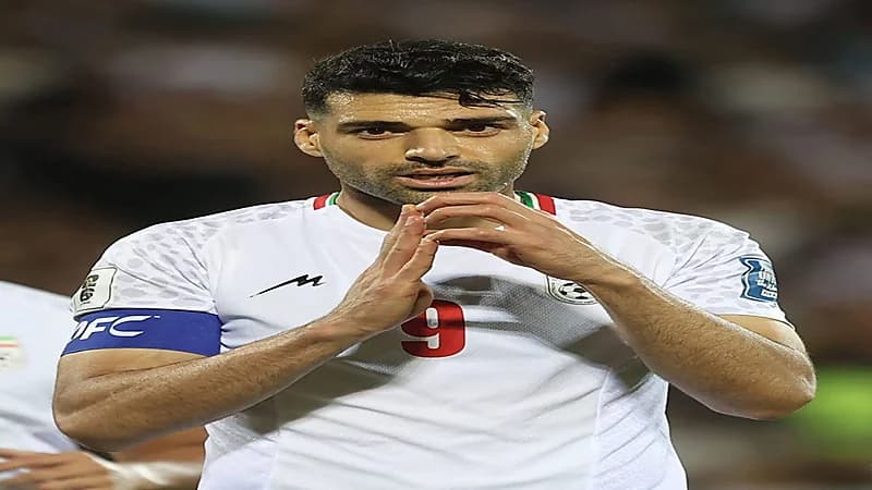 مهدي طارمي يغيب عن معسكر إنتر في أمريكا بسبب الهجوم الإيراني