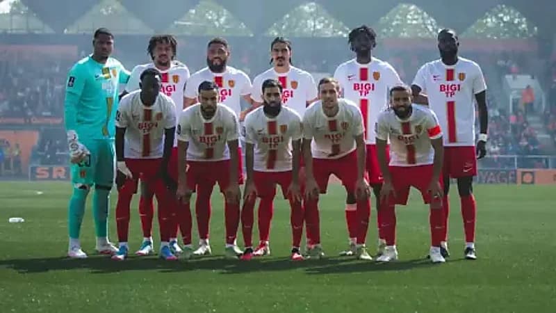 عقوبة غير مسبوقة تهوي بنادي مارتيغ الفرنسي إلى دوري الهواة