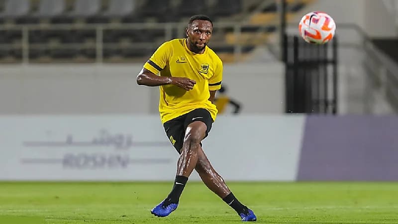 بلان يطالب بتجهيز كادش قبل مواجهة الفتح