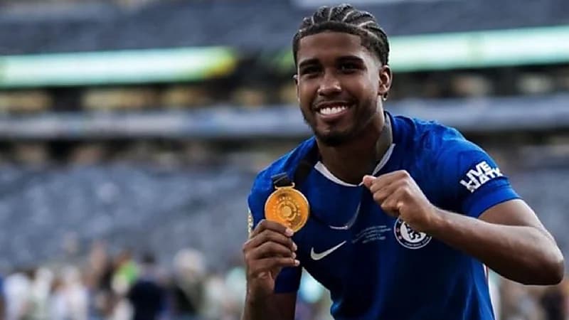 تطورات مفاوضات القادسية مع لاعب تشيلسي