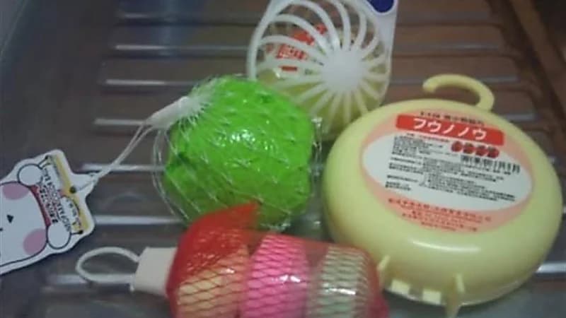 الخضيري يحذر من كرات النفثالين:مسرطنة وتسبب مشكلات صحية خطيرة