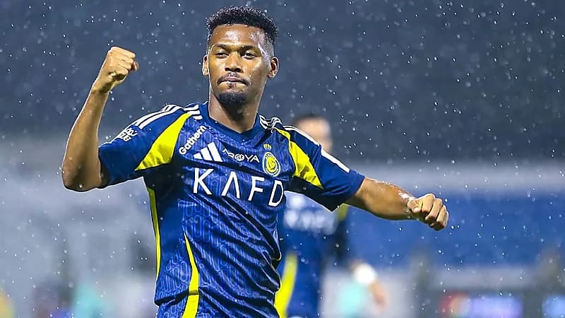 توصية طبية تجبر نجم النصر على الراحة 48 ساعة