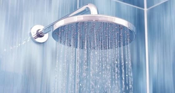 أضرار الاستحمام بالماء الساخن وطرق تجنبها