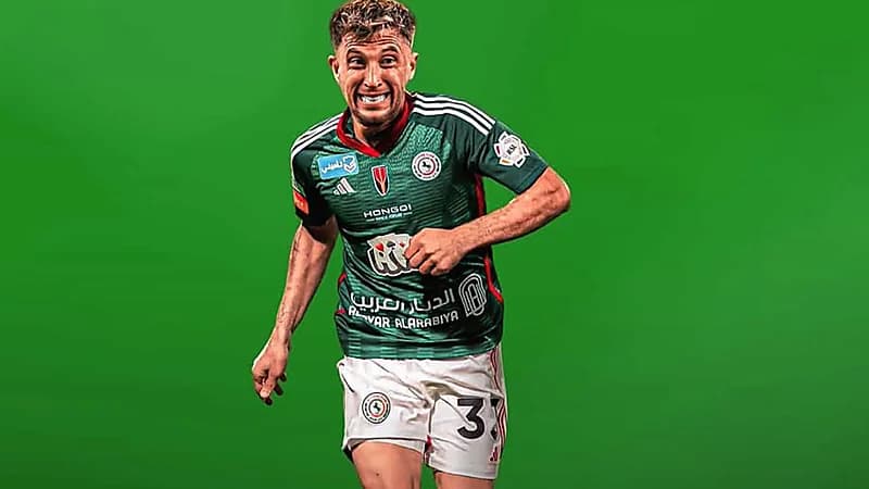 الاتفاق يحسم اتفاقه مع المدافع الكوستاريكي كالفو