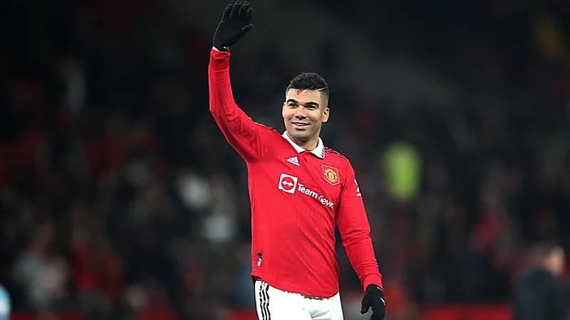 النصر يسعى لتعزير صفوفه بنجم مانشستر كاسيميرو