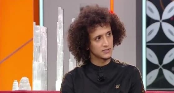 بالفيديو.. " عموري " يزيح الستار عن سبب رحيله عن الهلال