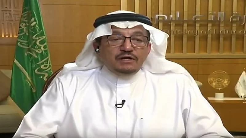 وزير التعليم يوجه بخطة زمنية لأخذ لقاح كورونا لمنسوبي الوزارة