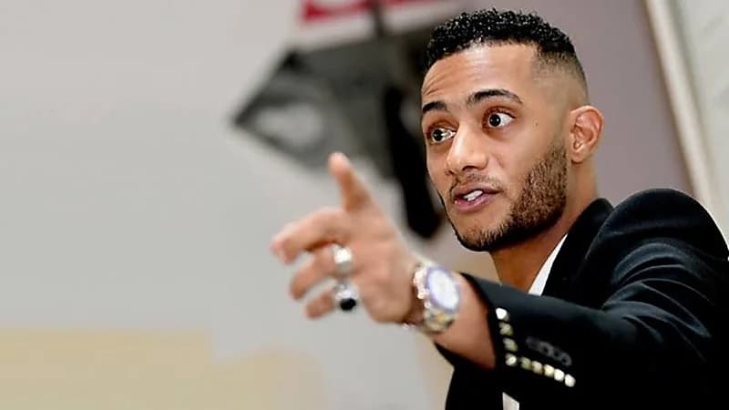 بالصور.. محمد رمضان يتعرض للانتقادات بعد ظهوره داخل طائرته الخاصة