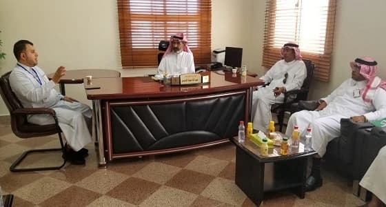 بالصور.. اجتماع تنسيقي لانطلاق حملة عيونك حياة في أملج