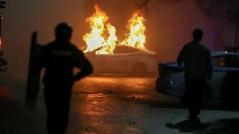 كازاخستان.. الاحتجاجات على أسعار الوقود توقف الخدمات والسفر