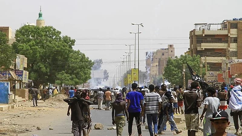 عطلة رسمية لأجل غير مسمى للموظفين في الخرطوم