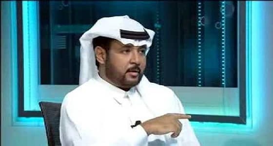 كاتب يوضح تفاصيل احتجازه وابنه في بنما ومصادرة أمواله