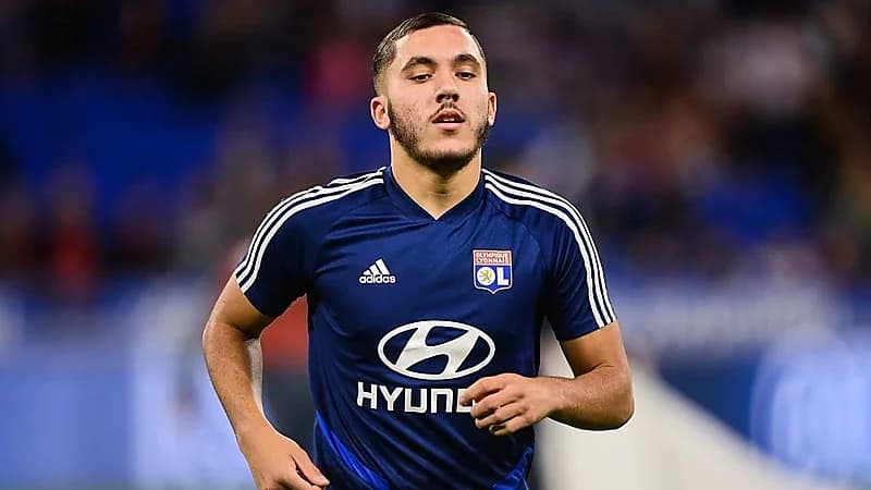 نادي بـ روشن يرفض ضم نجم ليون لهذا السبب