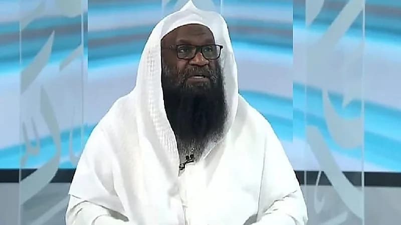 بالفيديو.. إصابة الشيخ عادل الكلباني بكورونا