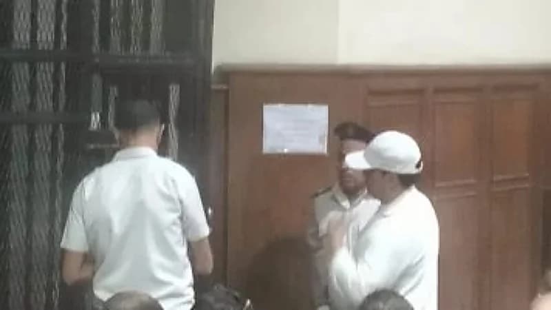 سعد الصغير بقفص الاتهام للنظر في ثاني أيام محاكمته بتهمة تعاطي المخدرات .. فيديو