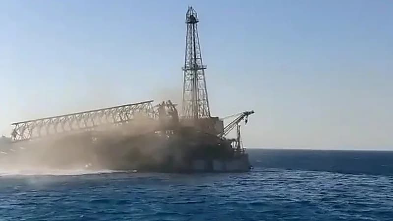 انهيار حفار ضخم في خليج السويس.. فيديو