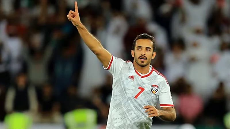 نجم منتخب الإمارات علي مبخوت على ردار الاتحاد