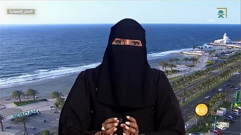 بالفيديو.. أخصائية: ضغوطات الحياة والعمل تسبب تباعد بين الزوجين