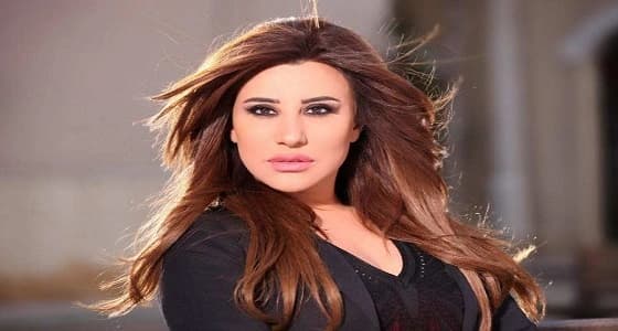نجوى كرم تستعد لحفلها بالقرية العالمية في دبي