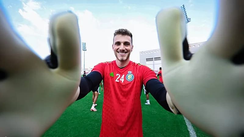 النصر يدرس إعارة الحارس ماثيوس للشباب والتفكير في بديل أجنبي