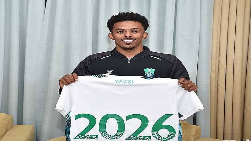 الأهلي يجدد تعاقده رسميا مع عسيري وزياد الجهني