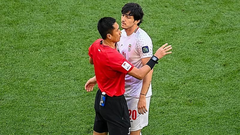 غضب ياباني بعد الخروج الآسيوي .. فيديو