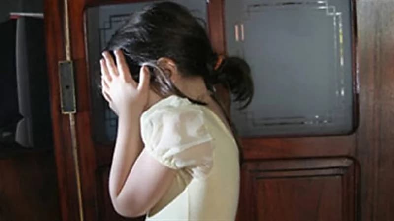 كاميرات المراقبة تبريء محفظ قرآن من هتك عرض طفلة