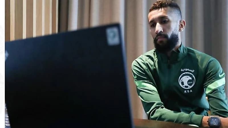 سلمان الفرج يشارك في اجتماع "الفيفا" عن بعد