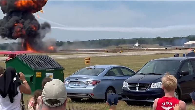 بالفيديو.. لحظة انفجار سيارة خلال سباق مع طائرتين