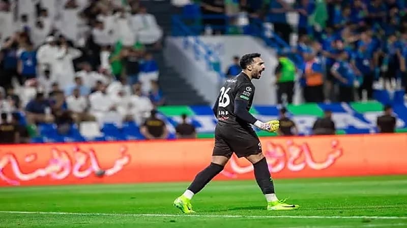 الفتح والشباب يتسابقان لاستعارة العقيدي