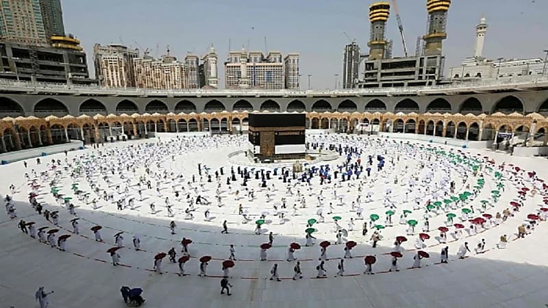 "الحج والعمرة":من حصل على الجرعة الأولى لا يعد "محصنا" إلا بعد مرور هذه المدة!