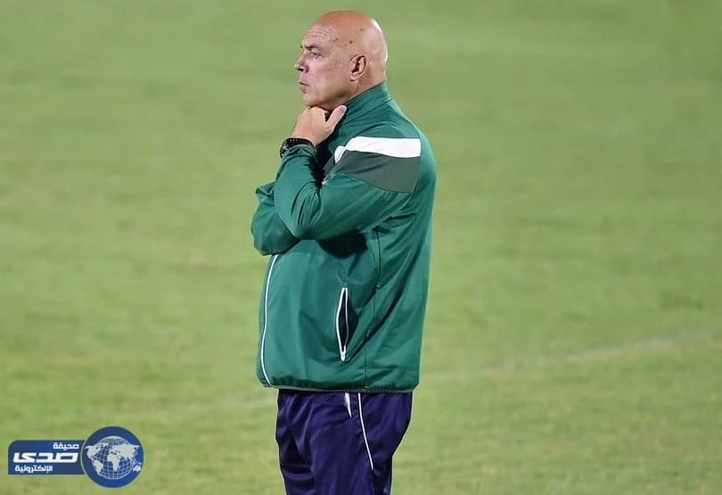 ثلاثي الأهلي ينفذون عقوبة التدريب المنفرد