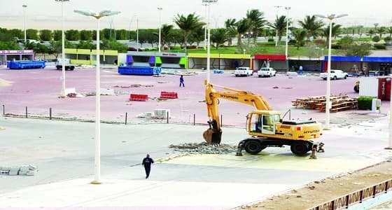 افتتاح أول حديقة للطيور الناطقة بمهرجان الزهور في ينبع