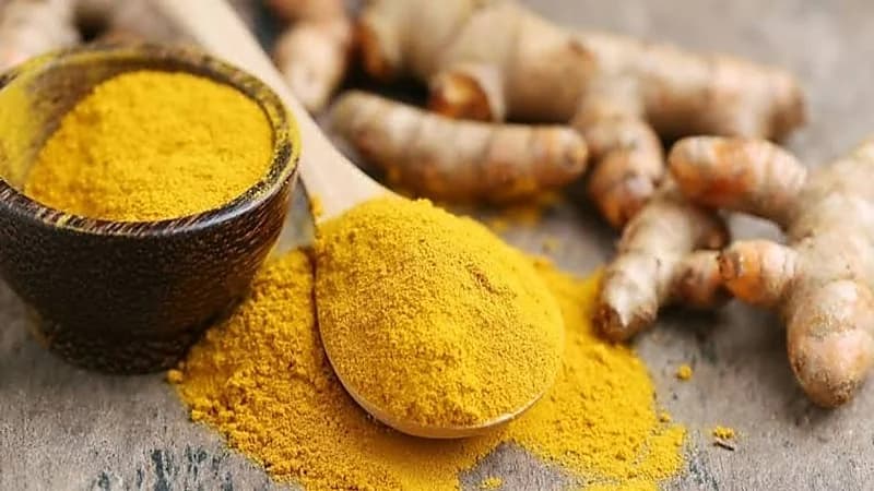 «الكركم» يحارب الشيخوخة ويقضي على نمو الخلايا السرطانية