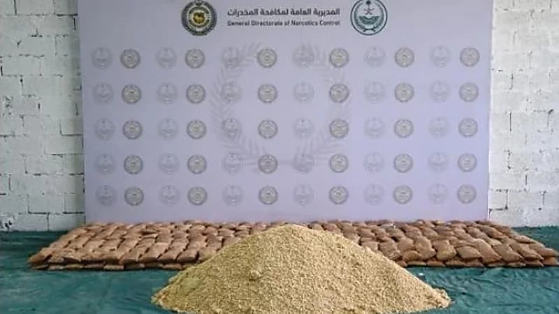 ضبط أكثر من 14 مليون قرص إمفيتامين مخدر في شحنة دهانات بميناء جدة