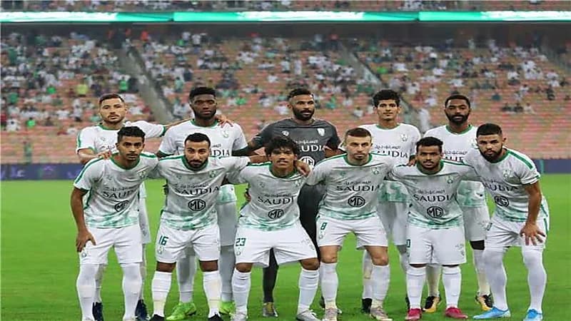 شاهد: اصطدام سيارة بأخرى أثناء ممارسة التطعيس يتسبب في تطاير 4 أطفال