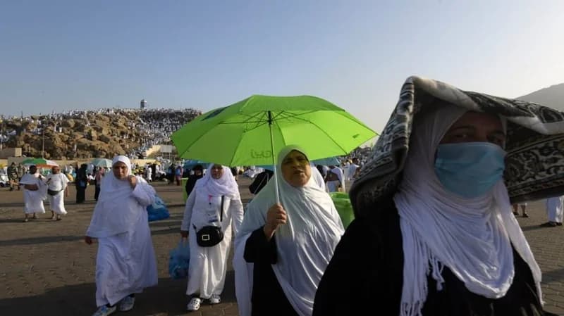 "الخضيري" يقدم نصائح للحجاج لتجنب الإجهاد الحراري