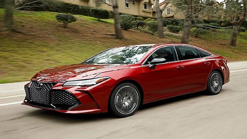 مواصفات وسعر سيارات تويوتا افالون موديل 2021