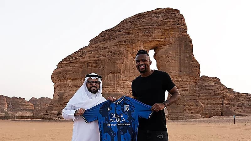 العلا يعلن تعاقده رسميًا مع النيجيري إيروبيسو
