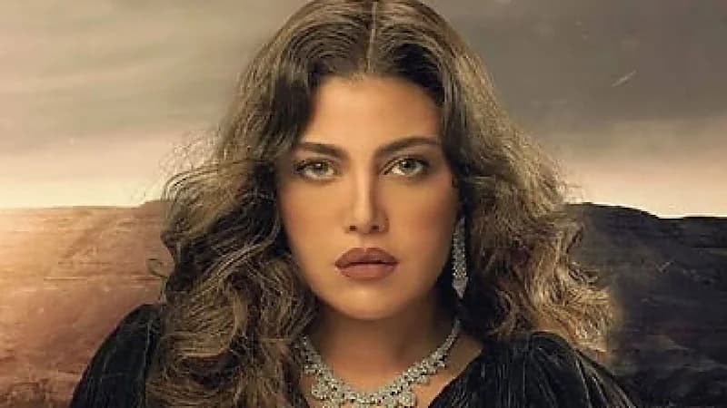 ريهام حجاج تتألق بإطلالة شرقية وتتبادل الرسائل الرومانسية مع زوجها محمد حلاوة