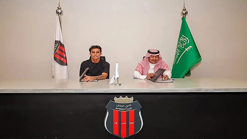 الرياض يتعاقد مع إبراهيم بايش