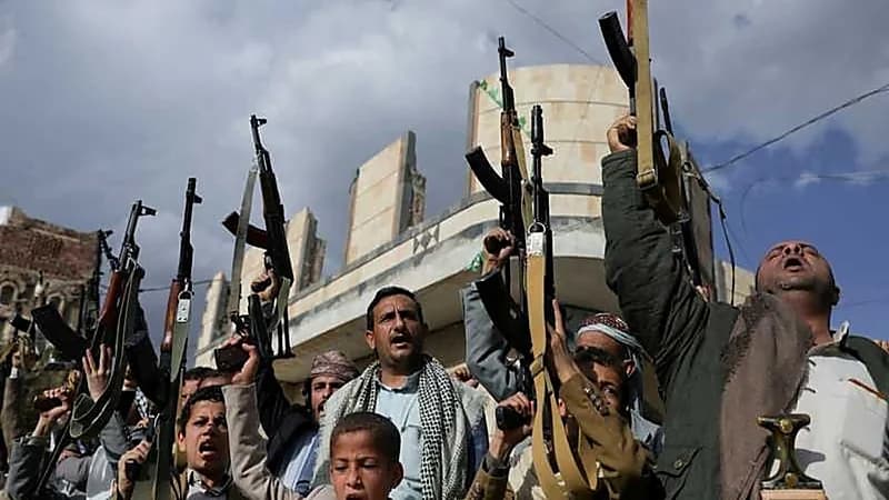 أمريكا ترصد 15 مليون دولار لمن يكشف مصادر تمويل الحوثيين