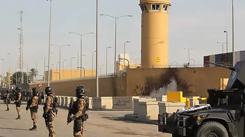 الجيش العراقي يعفي ضباطًا لمشاركتهم في فعالية مناهضة لأمريكا