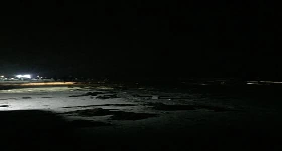 أسرة تعثر على طفلها بعد اختفائه على شاطئ الشقيق