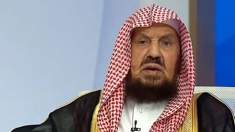 المنيع يوضح الحكم الشرعي لمن حلف بالطلاق ثم أراد الرجوع عن يمينه .. فيديو