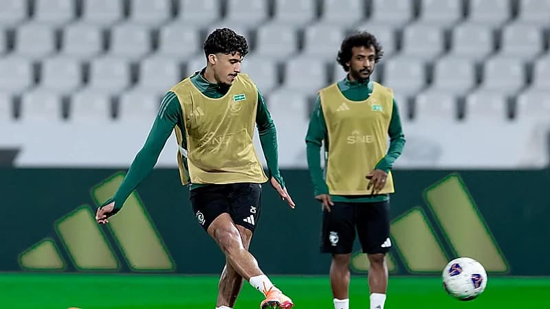 الأخضر يواصل تدريباته تأهبًا لكأس الخليج