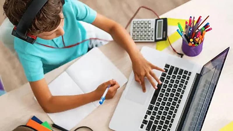 مستشارة تربوية توجه نصائح لأولياء الأمور لاستثمار الإجازة الصيفية ..فيديو